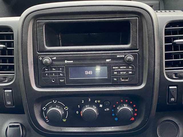 Renault Trafic Sl27 Business Plus Energy Dci Sr Pv White #64