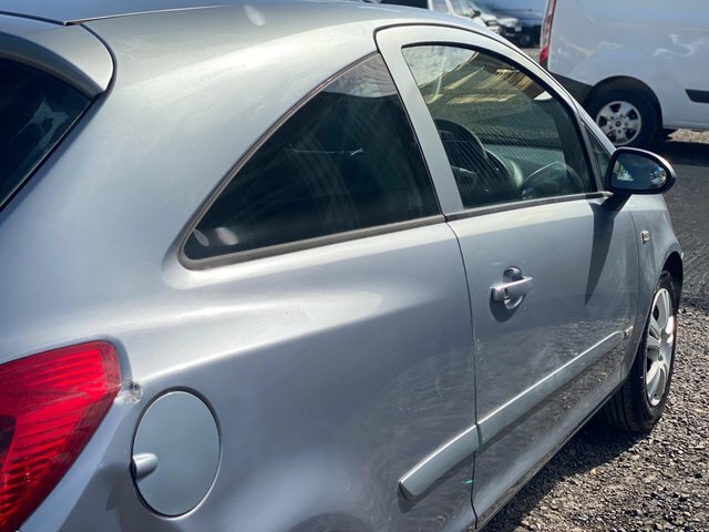 Vauxhall Corsa 1.2I 16V Life Ac Silver #25