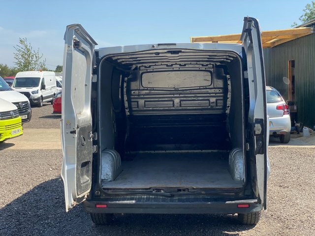 Renault Trafic Car Derived Van 1.6 Crew Van Ll29 Dci 115 Business White #39