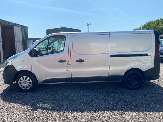 Renault Trafic Car Derived Van 1.6 Crew Van Ll29 Dci 115 Business White #19
