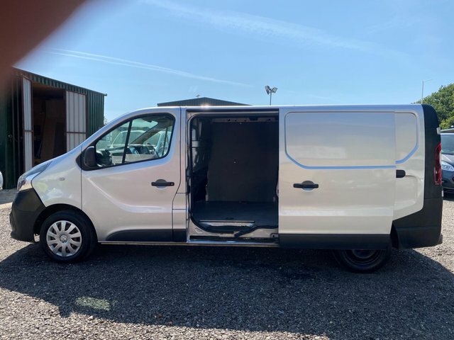 Renault Trafic Car Derived Van 1.6 Crew Van Ll29 Dci 115 Business White #12