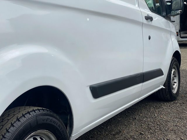 Ford Transit Custom 2.0 Tdci 170Ps Low Roof Sport Van Grey #29