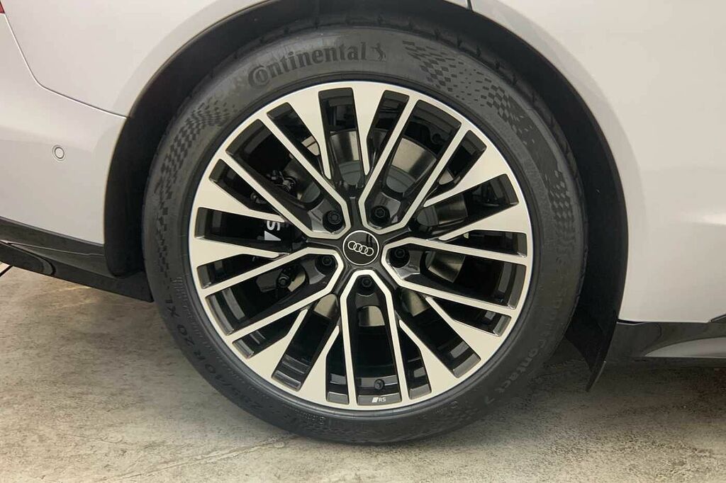 Audi E Tron GT 435,00 Kw - 2026 Silver #5