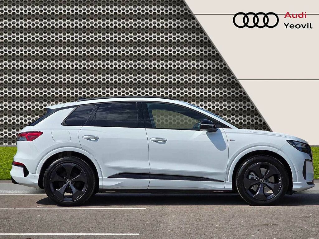 Audi Q4 E Tron Suv Launch Edition Performance 210,00 Kw White #4