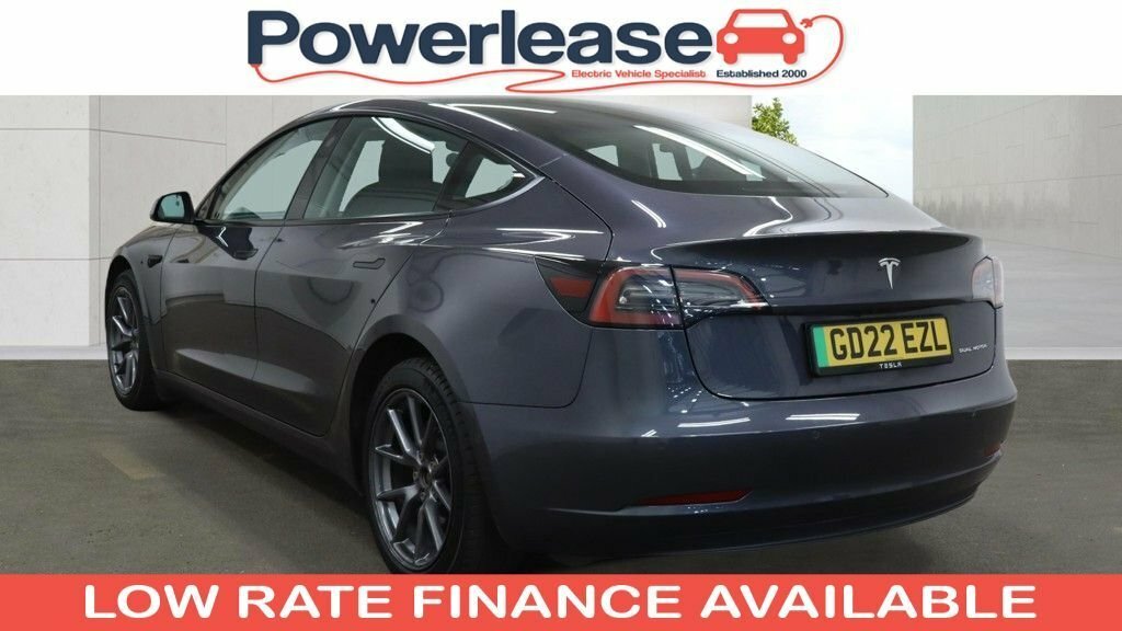 Tesla Model 3 Saloon Grey