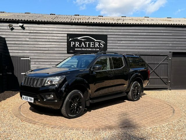 Nissan Navara 2.3 Dci N-guard Pickup Double Cab Black #2