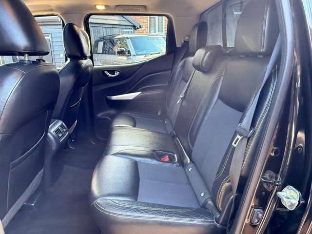 Nissan Navara Dci Tekna Grey #13