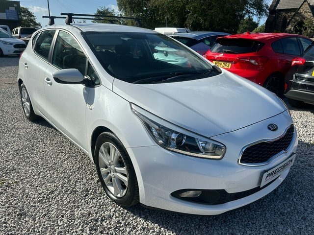 Kia Ceed Vr7 White #2