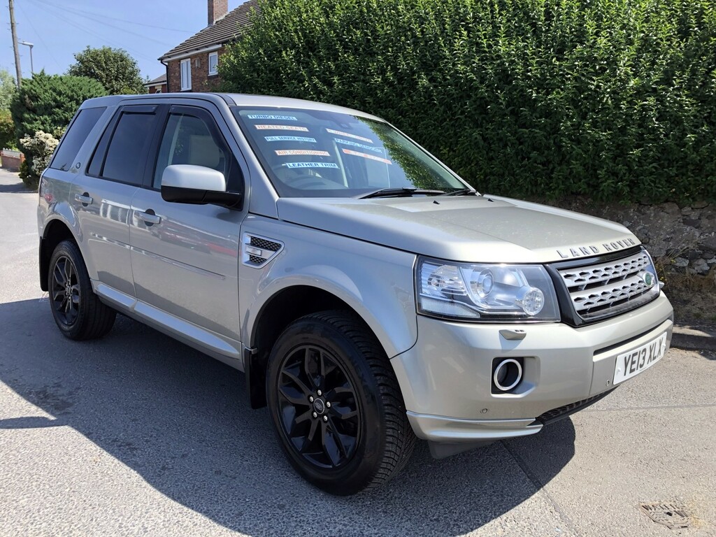 Land Rover Freelander 2 Estate 2.2 Td4 Hse Turbo 6 Speed 4X4 Gold
