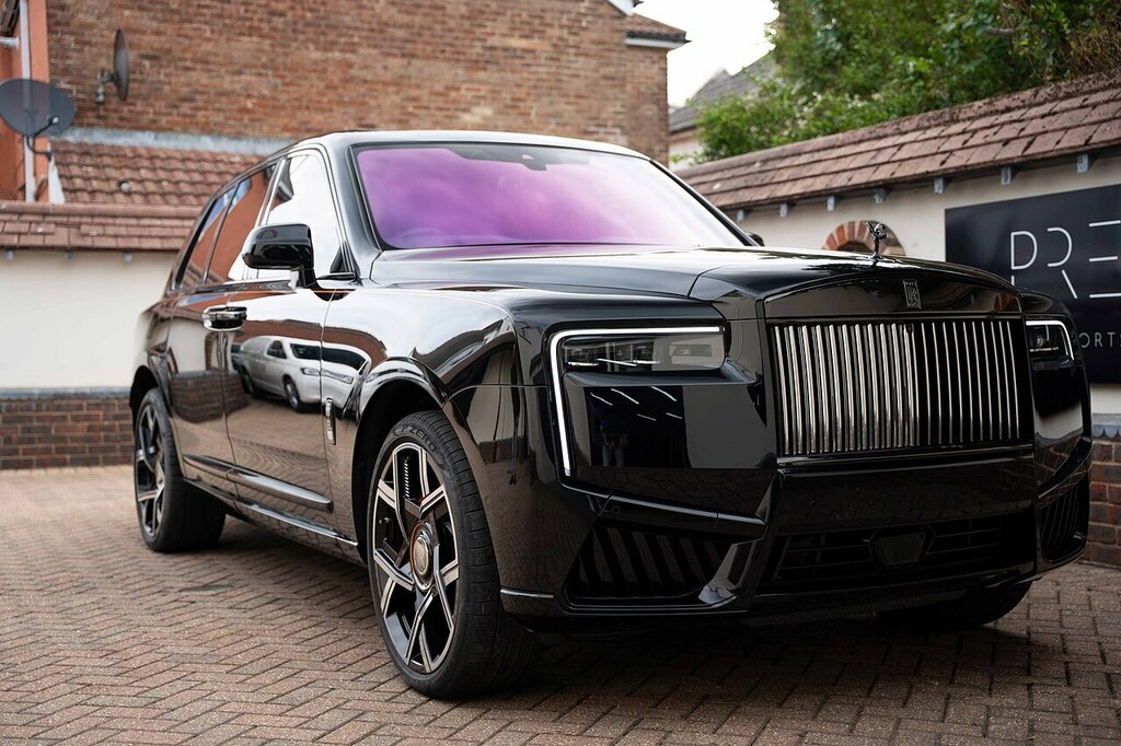 Rolls-Royce Cullinan V12 Black Badge Black #6