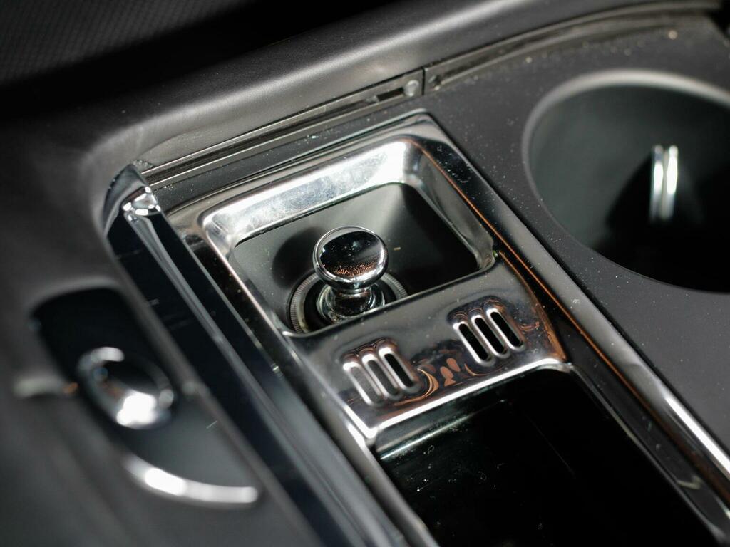 Rolls-Royce Wraith 6.6 V12 Coupe Euro 6 591 Bhp BV19JDU Blue #42