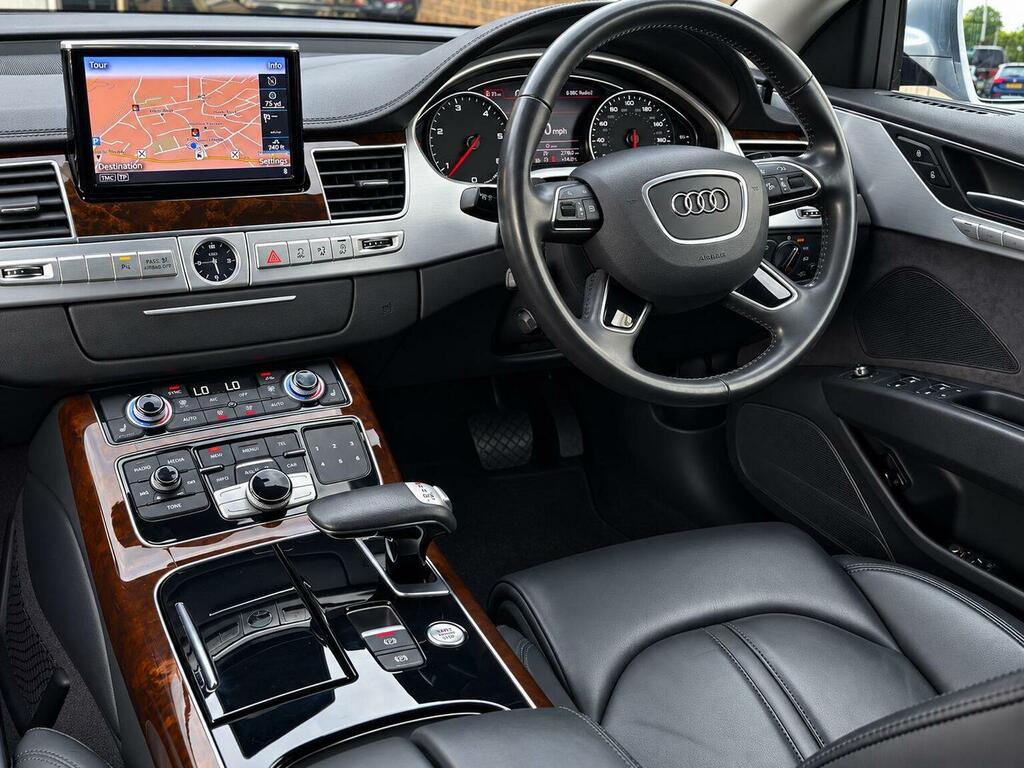 Audi A8 Saloon 3.0 Tdi V6 Se Executive Tiptronic Quattro E Silver #3