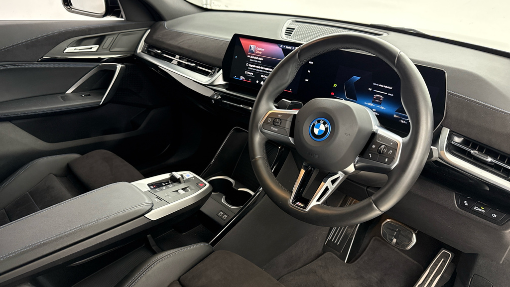 BMW iX2 Ix2 Xdrive30 Shadow Edition  #6