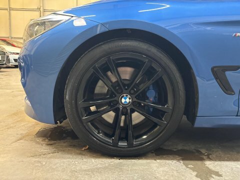 BMW 3 Series 330D M Sport Black #49