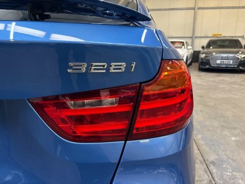 BMW 3 Series 330D M Sport Black #42