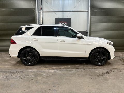 Mercedes-Benz GLE Class 3.0 Gle 350 D White #7