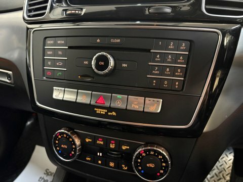 Mercedes-Benz GLE Class 3.0 Gle 350 D White #30