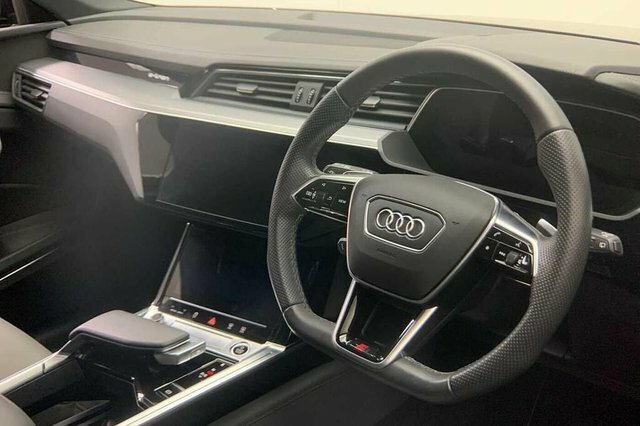 Audi E-tron Black Edition Suv Black #6