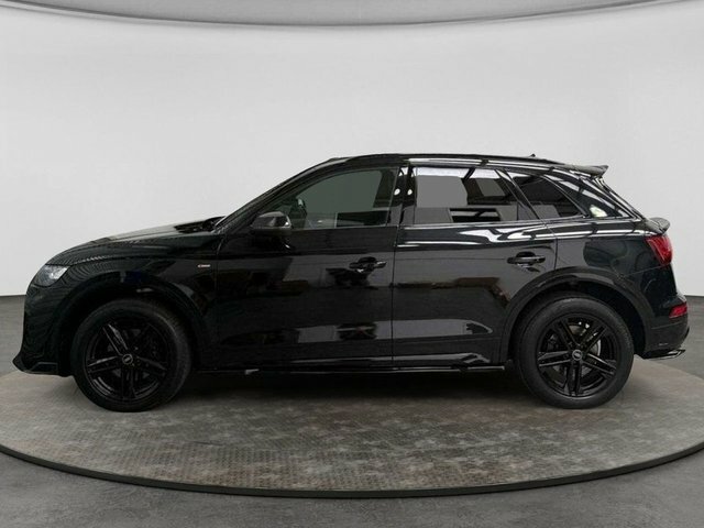 Audi Q5 Tdi 40 S Line Black #5