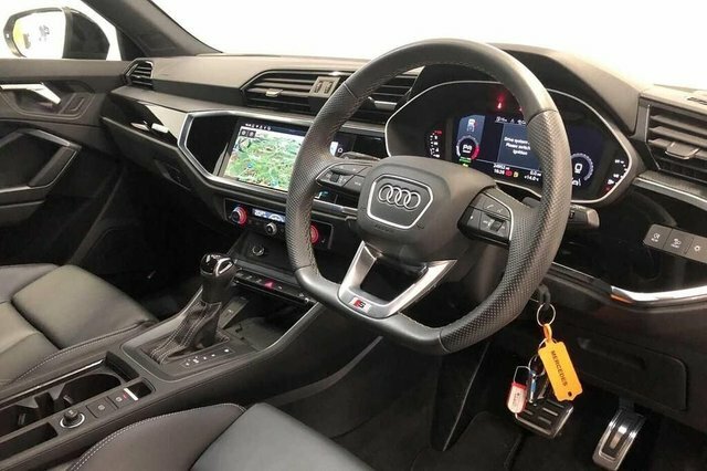 Audi Q3 Tdi 35 Black Edition Black #4