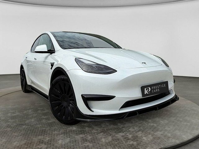 Tesla Model Y Motor Long Range Suv White