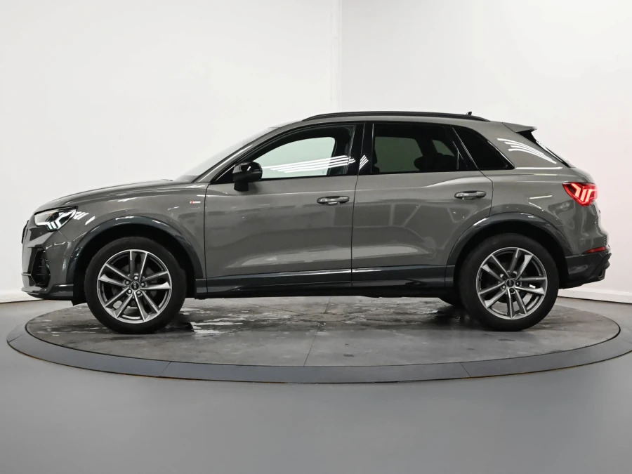Audi Q3 2.0 Tdi 35 Black Edition Suv S Tronic E HD23EUE Grey #4