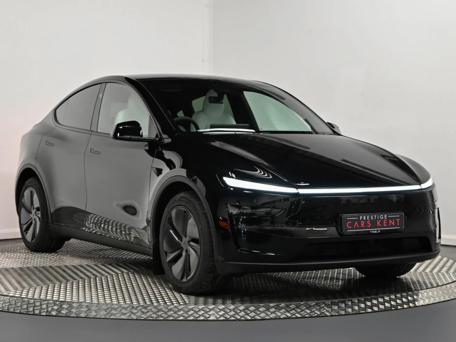 Tesla Model Y 84.7Kwh Dual Motor Long Range Suv A Black