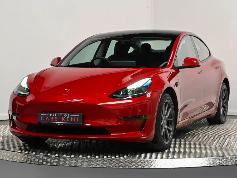 Tesla Model 3 Dual Motor Long Range Saloon 4 Red #5