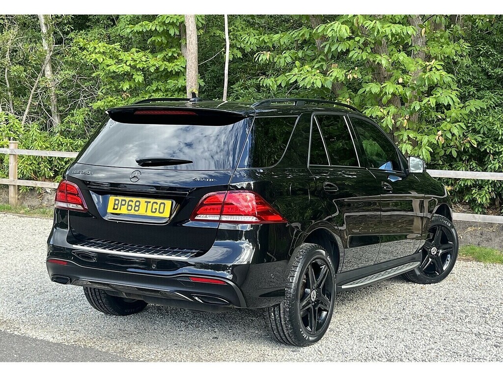Mercedes-Benz GLE Class Gle350d V6 Amg Night Edition Black #4