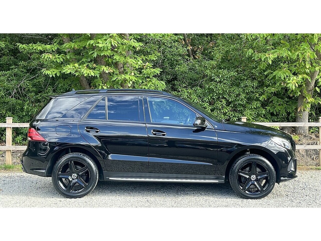 Mercedes-Benz GLE Class Gle350d V6 Amg Night Edition Black #3