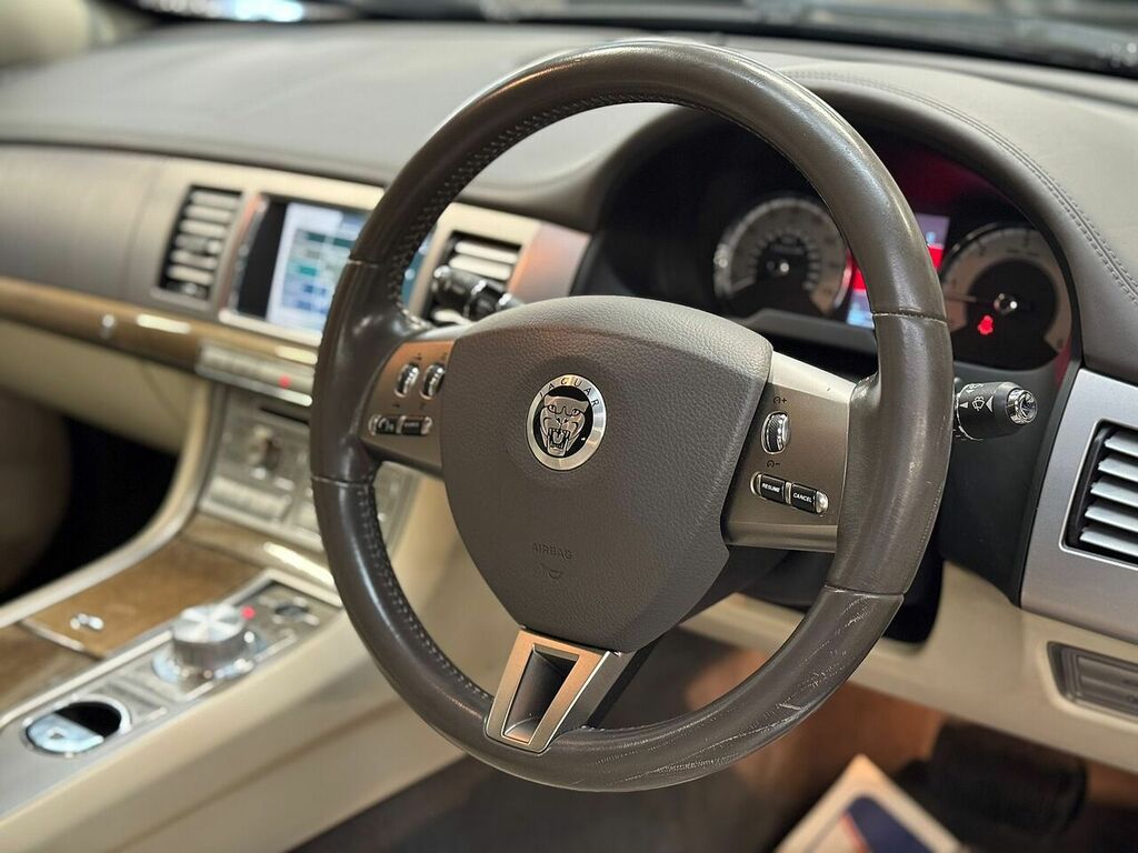Jaguar XF Xf S Portfolio V6 Grey #7