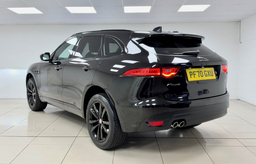 Jaguar F-Pace 2.0D 180 Chequered Flag Awd Black #3