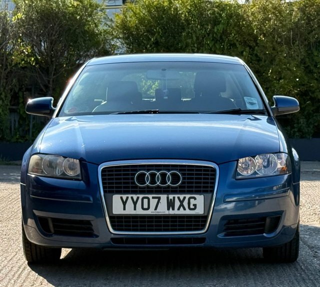 Audi A3 1.6 Special Edition Sportback Blue #2