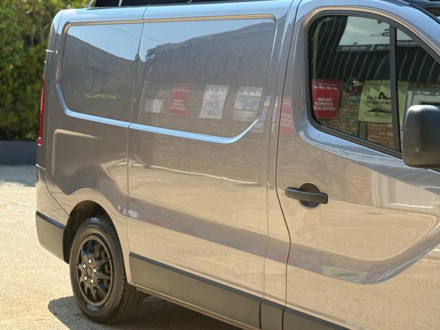 Renault Trafic Trafic Sl27 Sport Energy Dci Silver #20