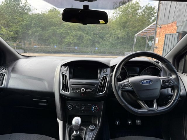 Ford Focus 1.0T Ecoboost St-line Euro 6 Ss Black #11