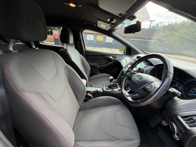 Ford Focus 1.0T Ecoboost St-line Euro 6 Ss Black #26