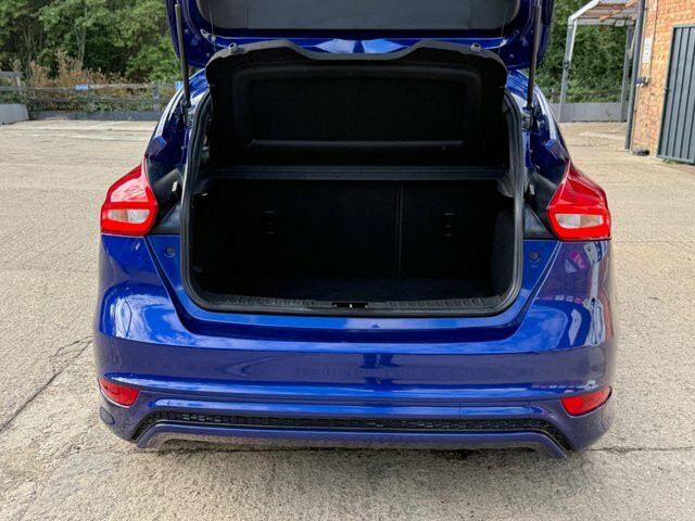 Ford Focus 1.0T Ecoboost St-line Euro 6 Ss Black #34