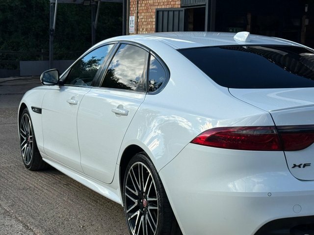 Jaguar XF 2.0 Portfolio 177 Blue #23