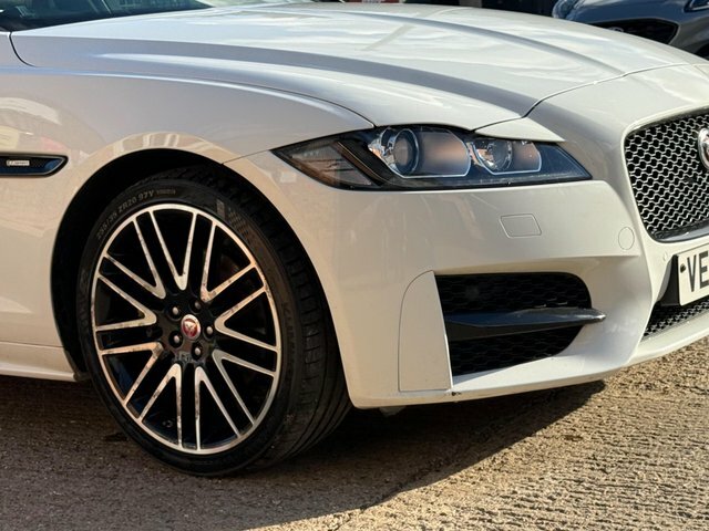 Jaguar XF 2.0 Portfolio 177 Blue #14