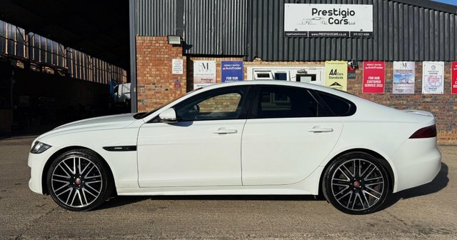 Jaguar XF 2.0D R-sport Euro 6 Ss White #4