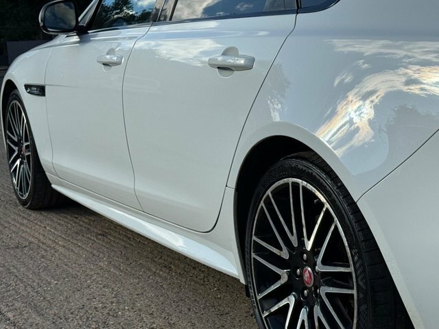 Jaguar XF 2.0 Portfolio 177 Blue #22