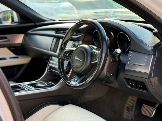 Jaguar XF 2.0 Portfolio 177 Blue #8
