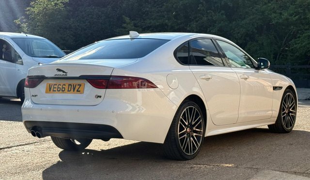 Jaguar XF 2.0 Portfolio 177 Blue #7
