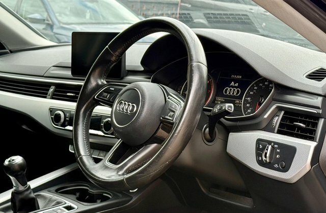 Audi A4 Avant 1.4 Avant Tfsi Sport Black #9