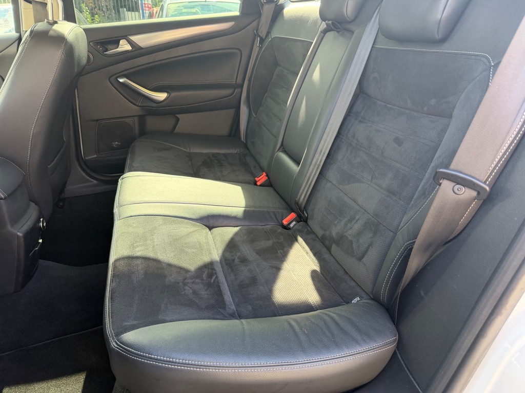 Ford Mondeo 2.0 Zetec Tdci 138 Bhp Silver #13