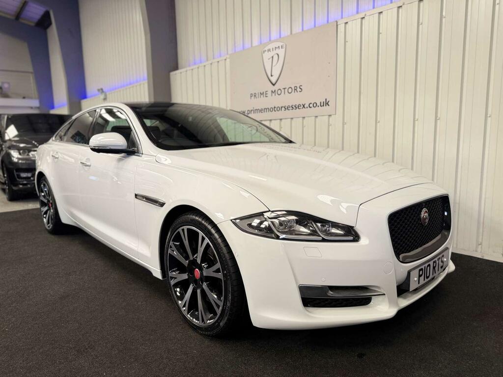 Jaguar XJ 3.0D V6 Lwb Black #1