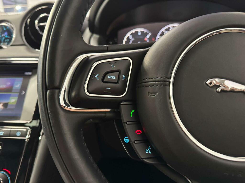 Jaguar XJ 3.0D V6 Lwb Black #76