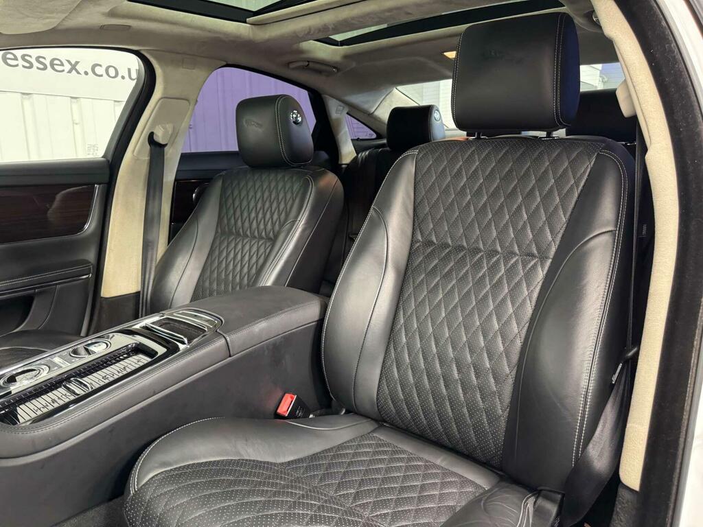 Jaguar XJ 3.0D V6 Lwb Black #32