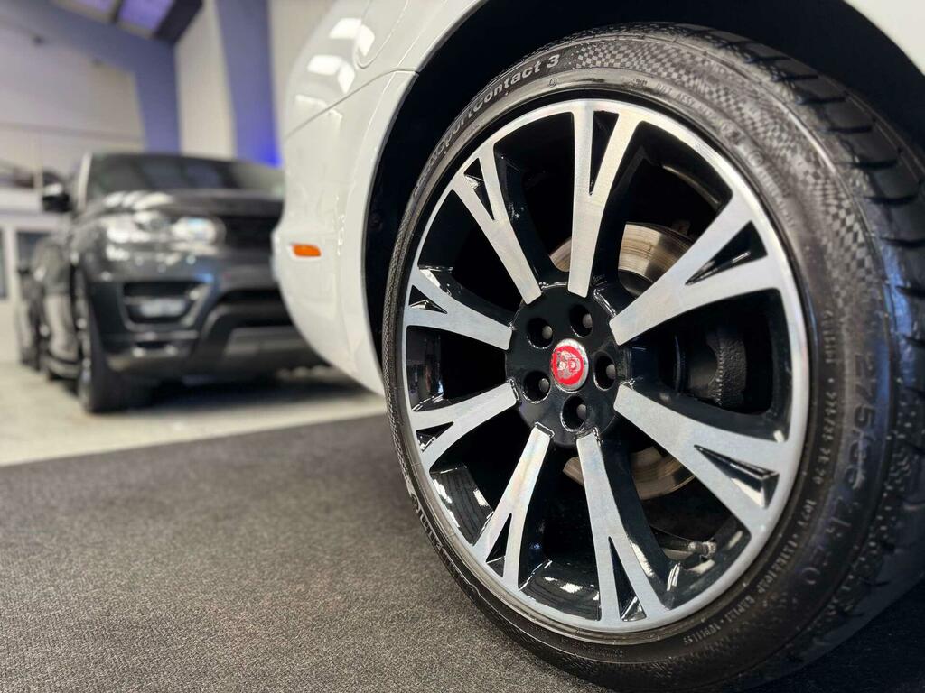 Jaguar XJ 3.0D V6 Lwb Black #23