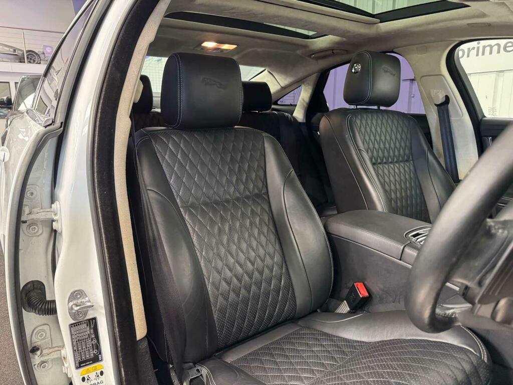 Jaguar XJ 3.0D V6 Lwb Black #49